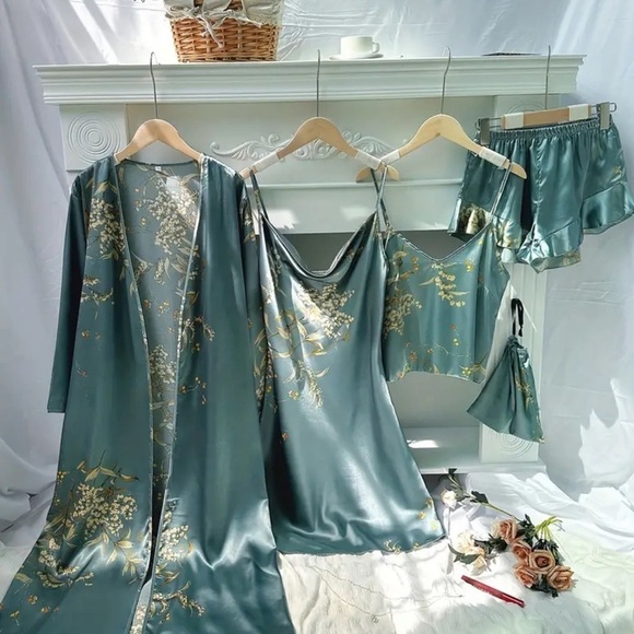 Satin Pajama Lingerie Set of 4 Pieces Robe Slip Cami Top Shorts - Picture 3 of 3